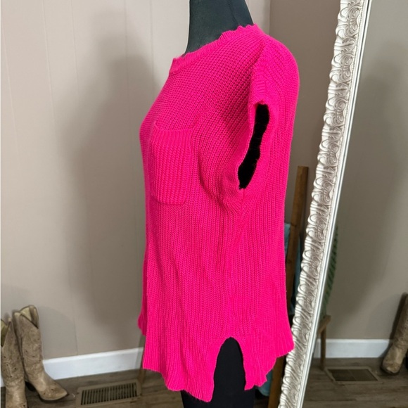 Haptics • Hot Pink Loose Knit Sleeveless Sweater - Picture 7 of 9